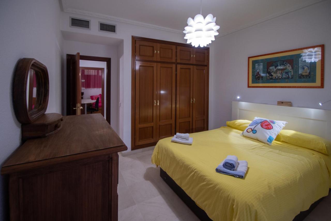 Apartamento Nuestra Andalucia - Cadiz Centro - Parking Exterior photo