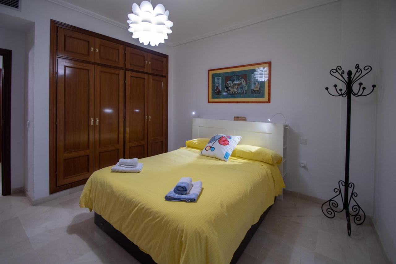 Apartamento Nuestra Andalucia - Cadiz Centro - Parking Exterior photo